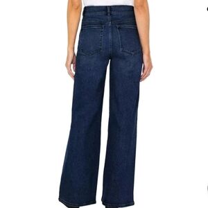 Well Worn Wide Leg Jeans 10